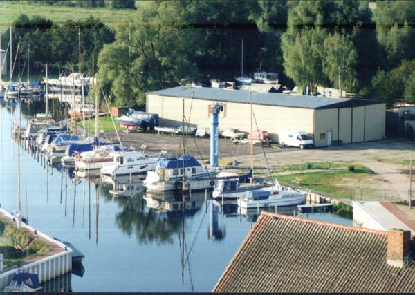 Der Hafen der Werft